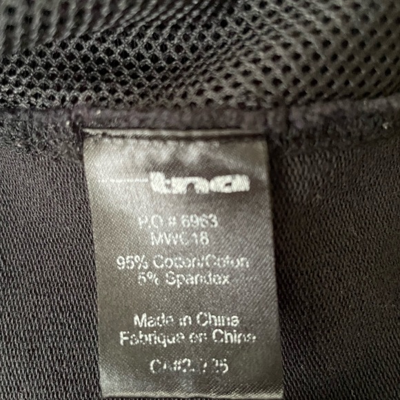 TNA- M size black sweat jacket. Many pockets - Picture 6 of 8